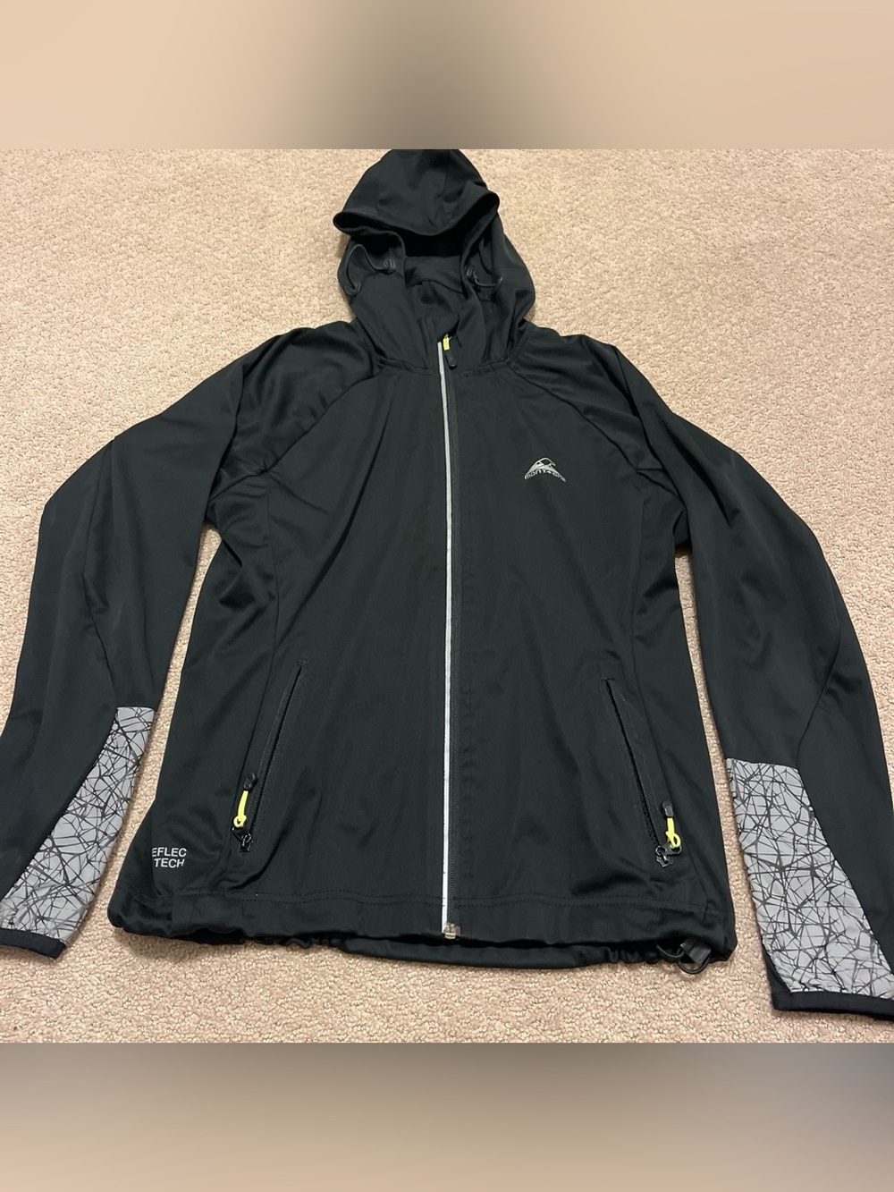Montagne black rain jacket